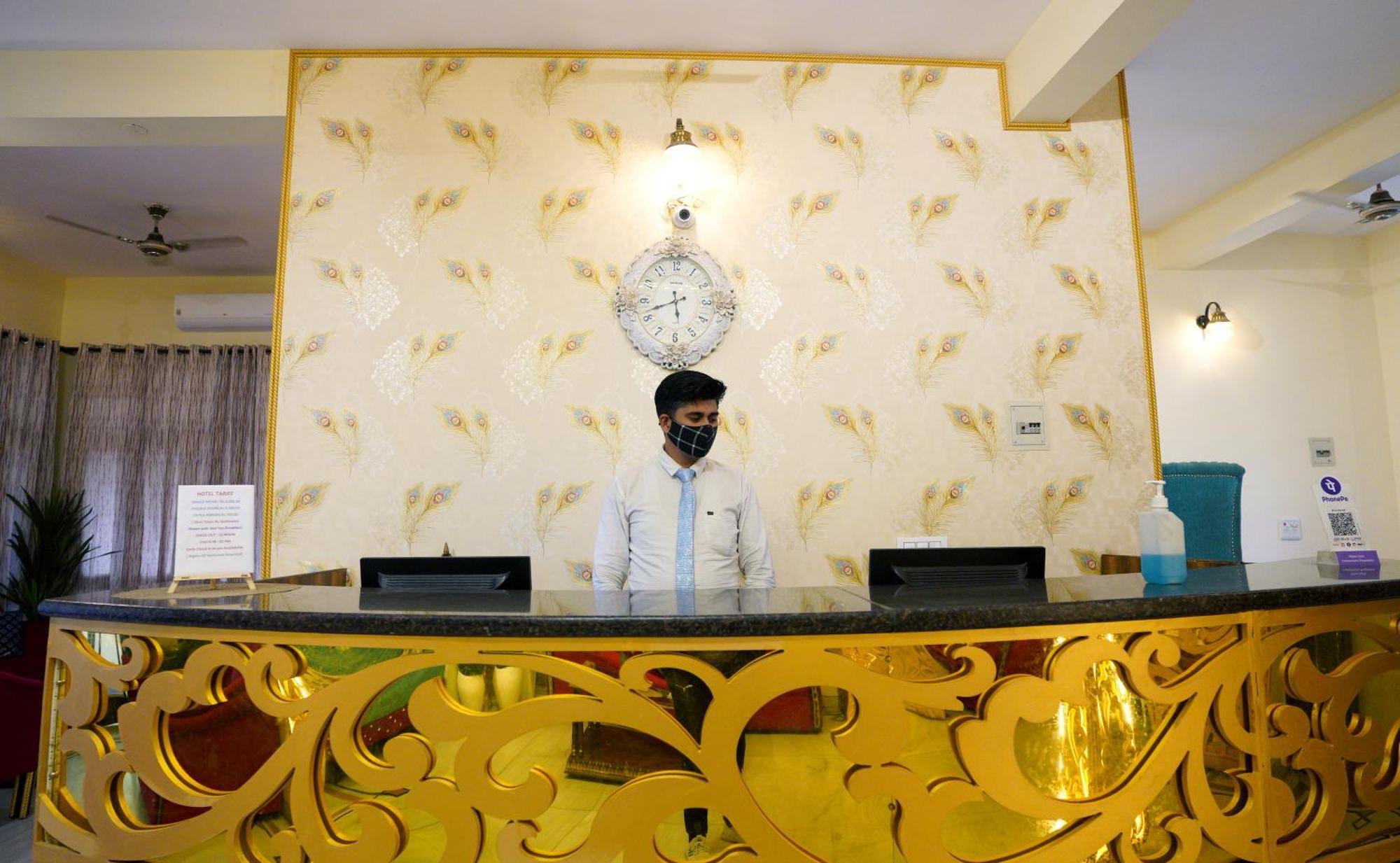 Hotel Neeraj Bhawan- Triveni Ghat Rishīkesh Exterior foto